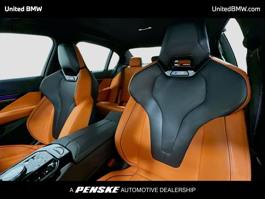 Thumbnail: 2025 BMW M5 - 5