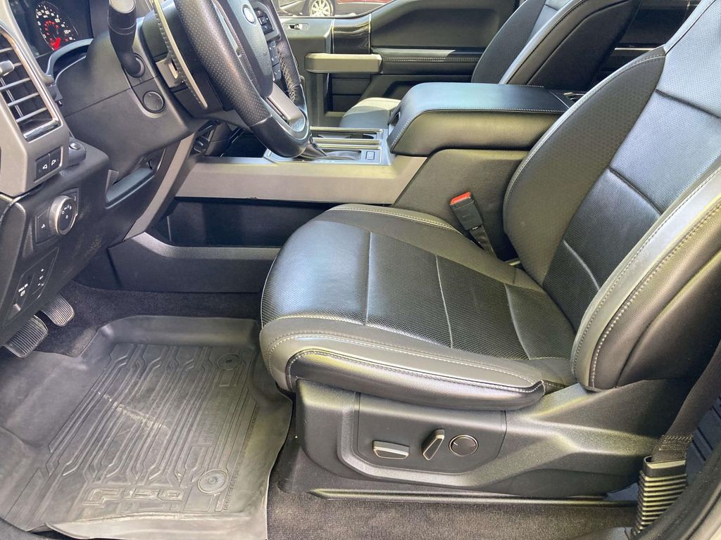 Used 2020  Ford Raptor image 10