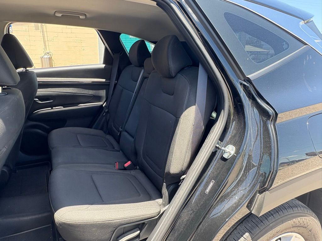 Used 2024 Black Hyundai SE image 11