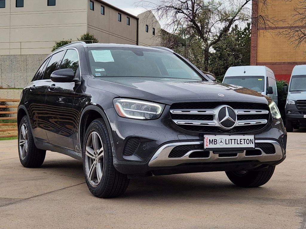 2021 Mercedes-Benz GLC GLC 300 3