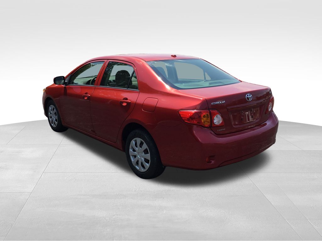 Thumbnail: 2010 Toyota Corolla - 3