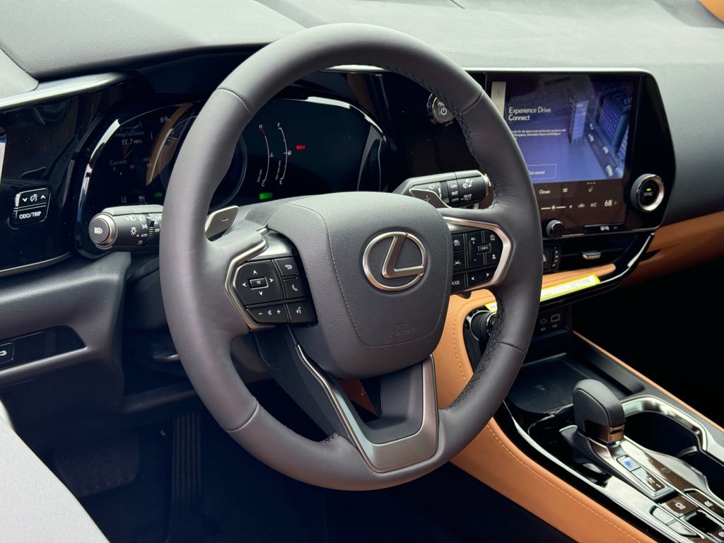 2025 Lexus NX 350h Base 16