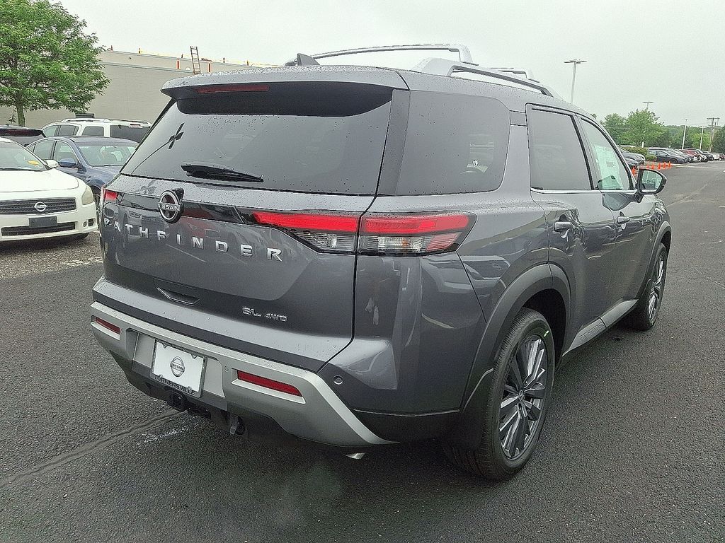 Thumbnail: 2025 Nissan Pathfinder - 4