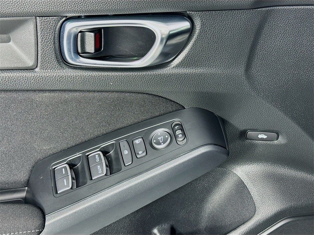 2025 Honda Civic Sport photo