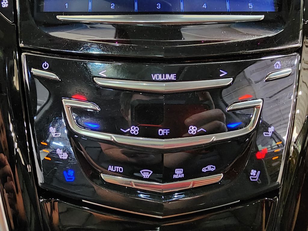 2020 Cadillac Escalade Premium Luxury