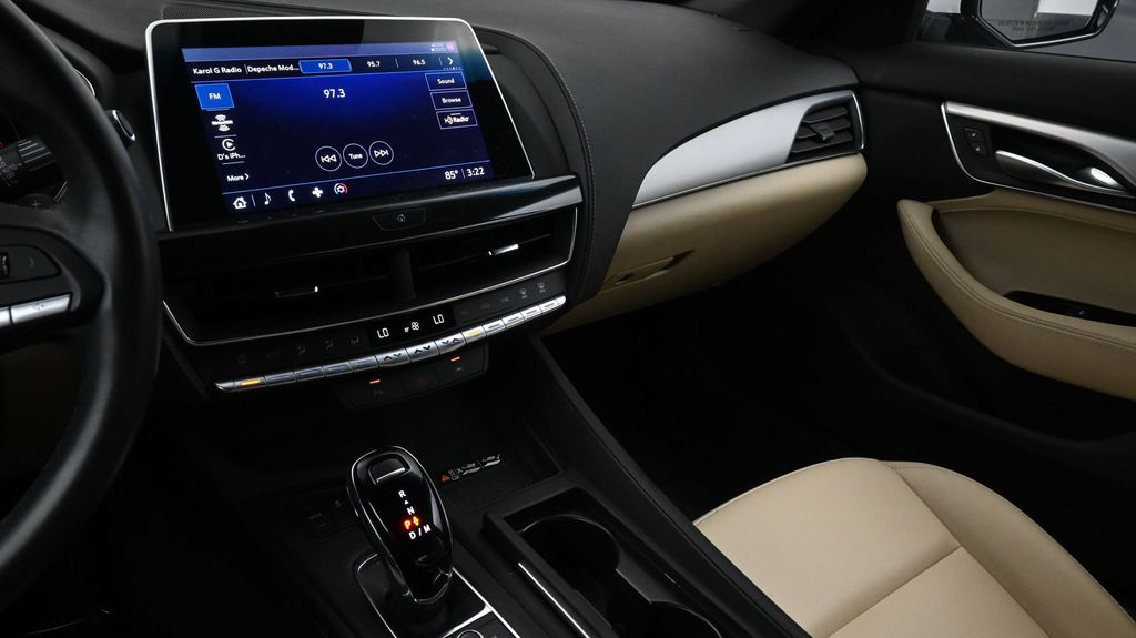 Used 2024 White Cadillac Luxury image 8