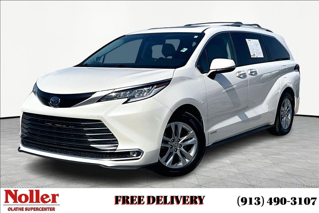 2021 Toyota Sienna Limited 7-Passenger FWD