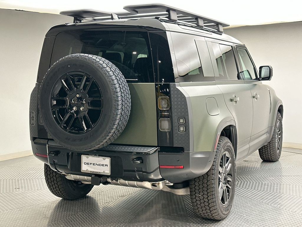 Thumbnail: 2026 Land Rover Defender - 3