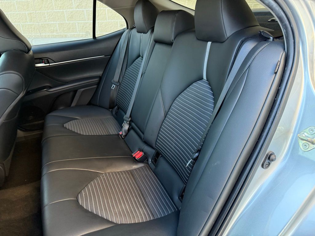 Thumbnail: 2020 Toyota Camry - 20