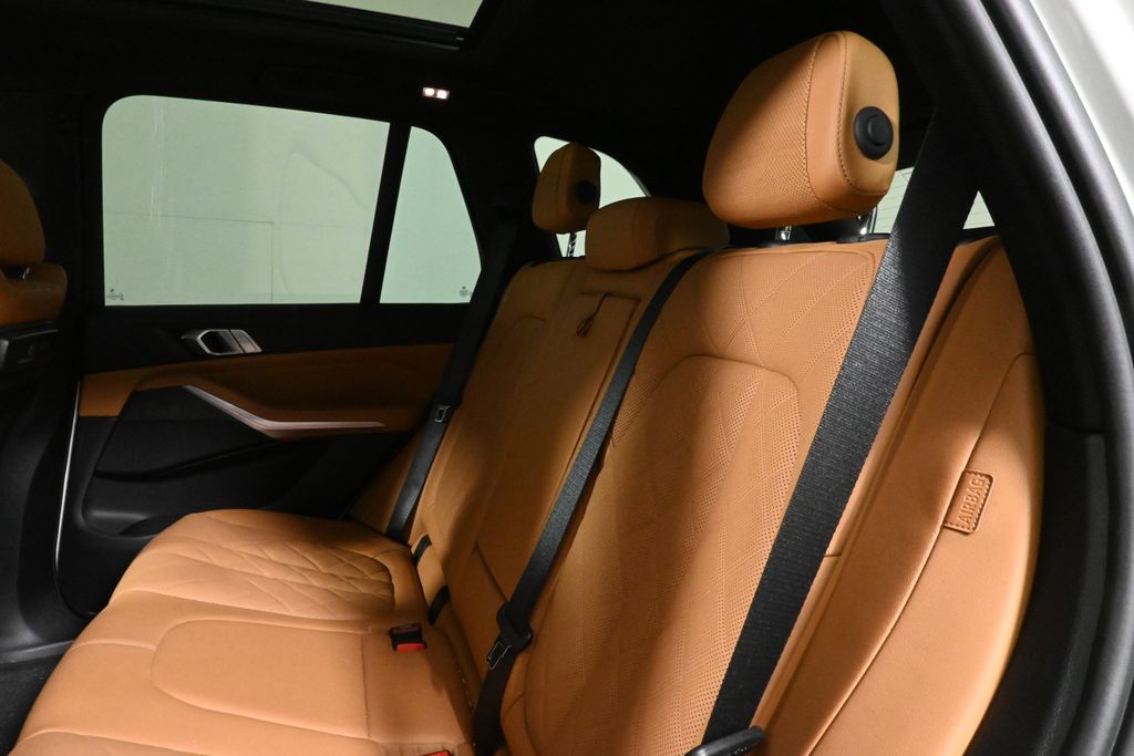 Thumbnail: 2023 BMW X5 - 5