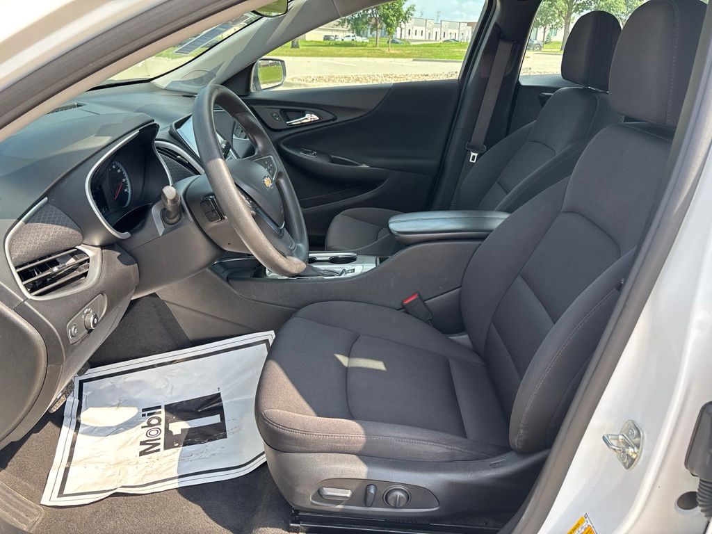 Used 2024 Chevrolet Malibu Sedan