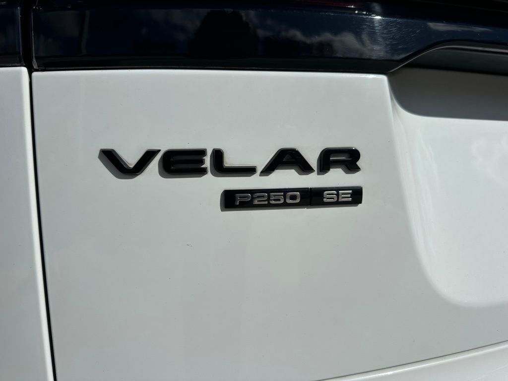 Thumbnail: 2019 Land Rover Range Rover Velar - 14
