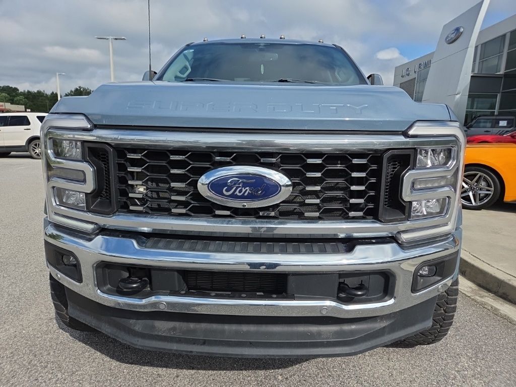 2023 Ford F-450 Super Duty LARIAT