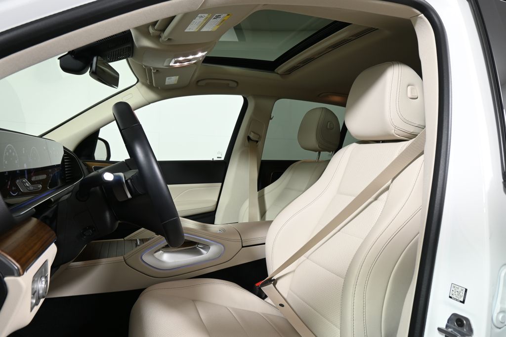 Thumbnail: 2025 Mercedes-Benz GLE - 15