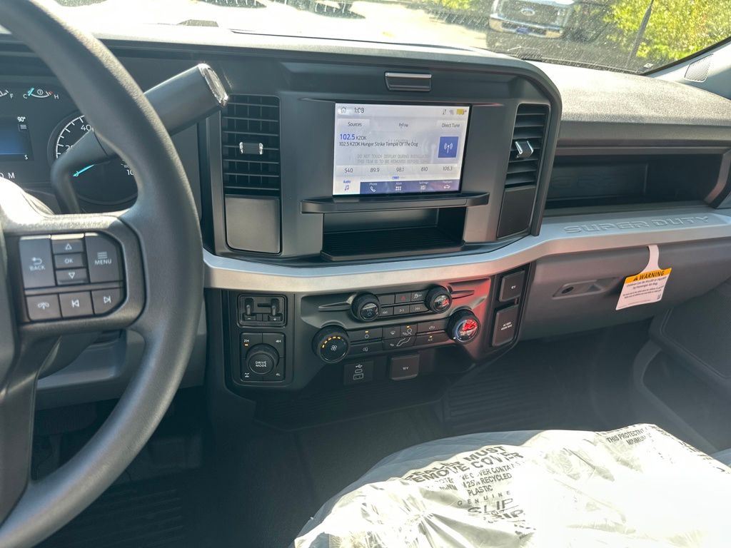 New 2026 Ford Super Duty F-250 SuperCab 8' Box XL