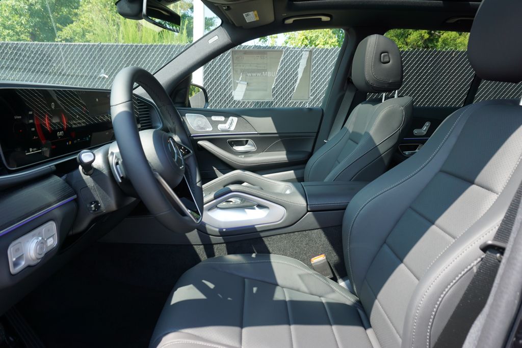Thumbnail: 2026 Mercedes-Benz GLE - 23