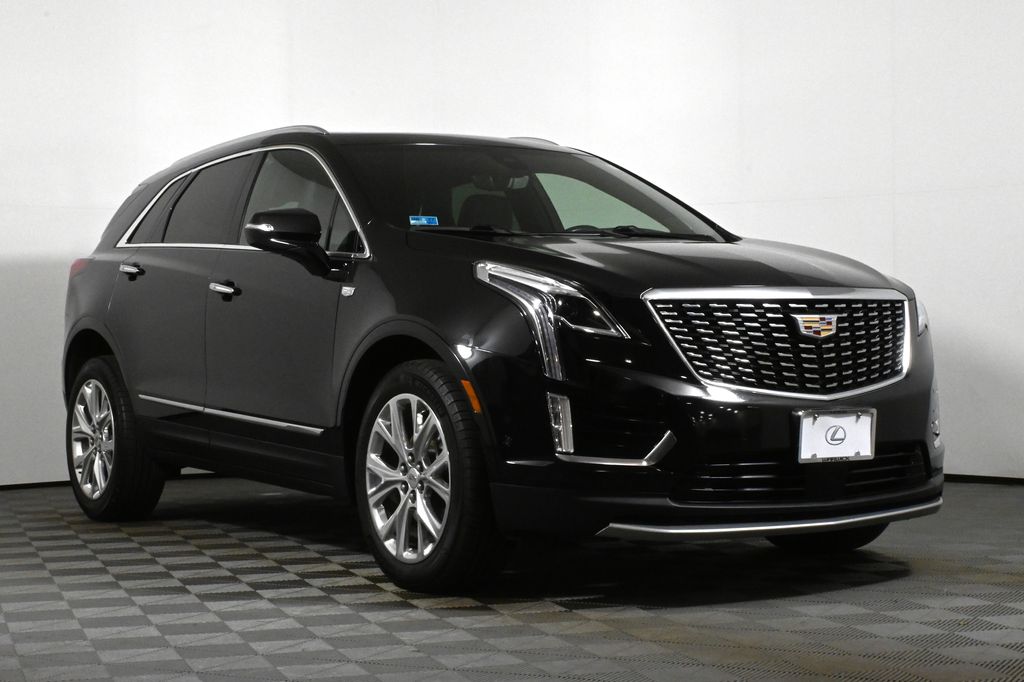 Thumbnail: 2020 Cadillac XT5 - 10