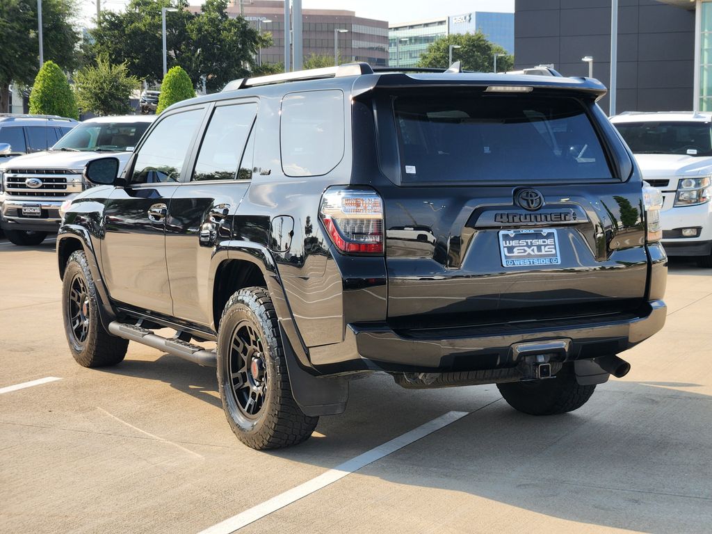 2023 Toyota 4Runner SR5 Premium - 4