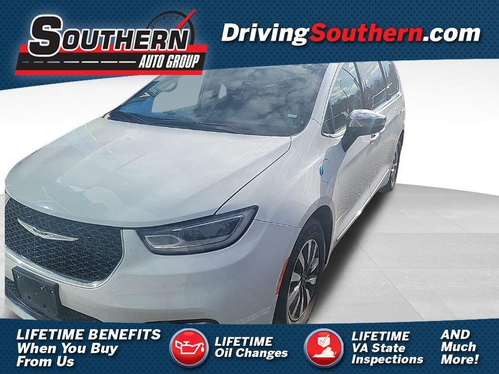 2023 Chrysler Pacifica Hybrid Limited FWD