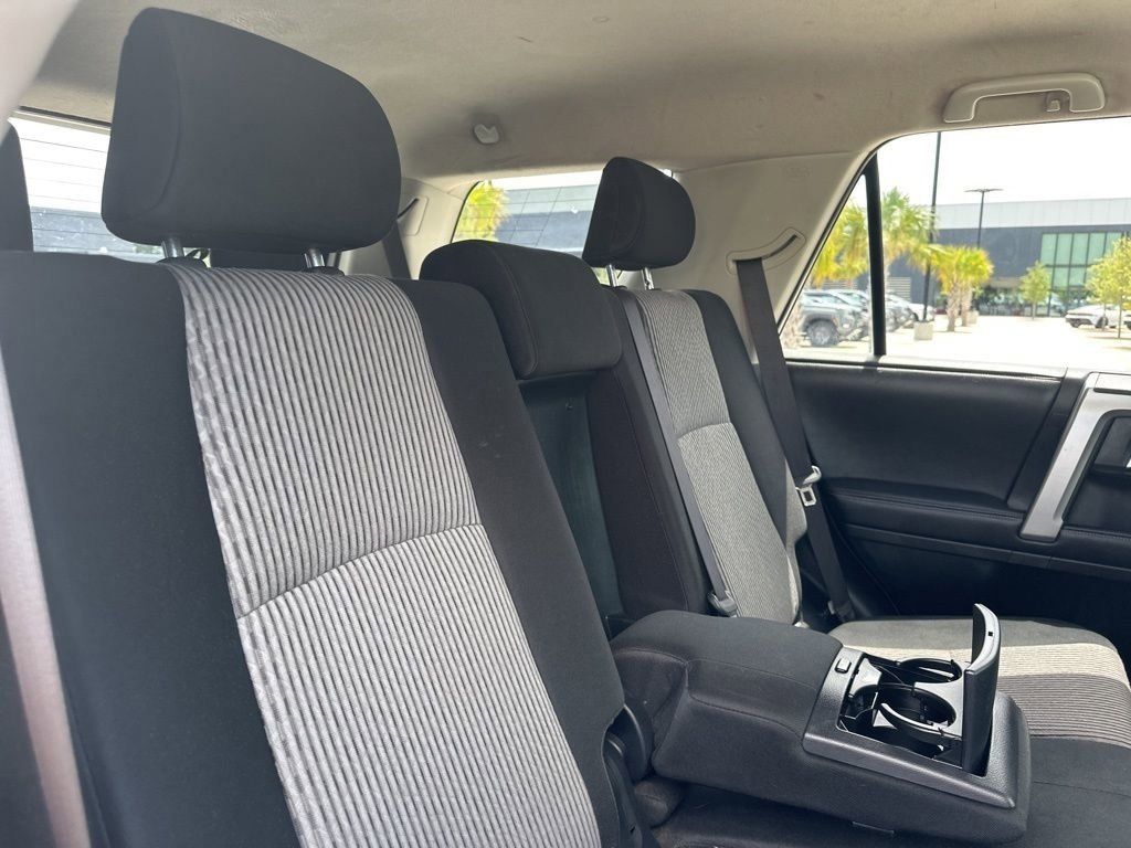 2016 Super White Toyota 4Runner SR5 RWD SUV