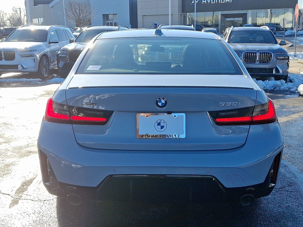 Thumbnail: 2023 BMW 3 Series - 5