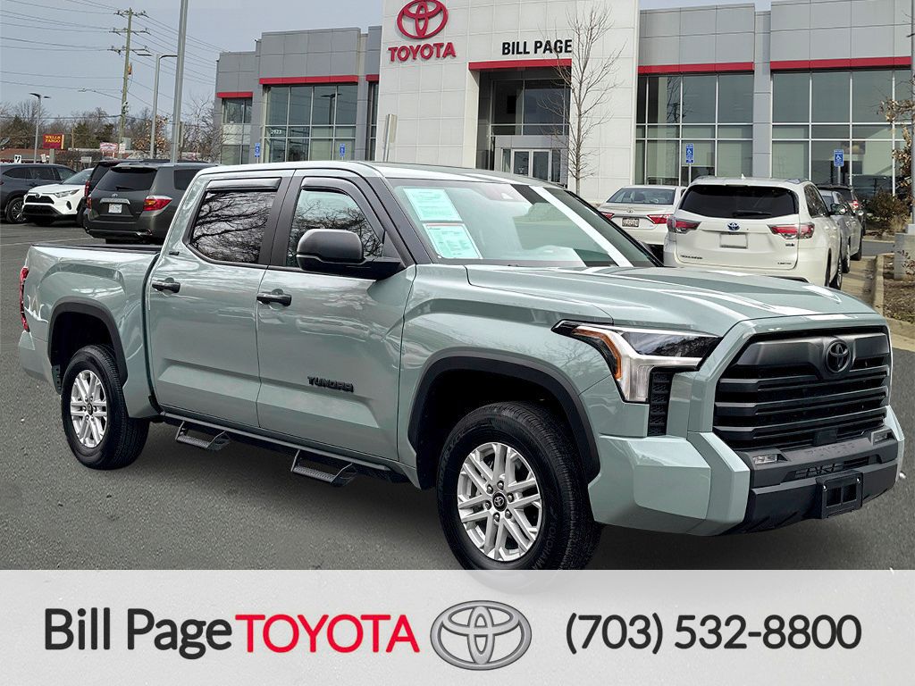 2025 Toyota Tundra SR5 CrewMax Cab 4WD