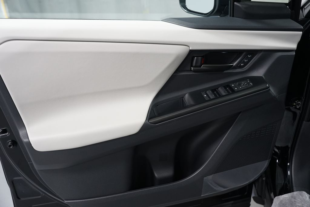 Thumbnail: 2026 Toyota bZ - 32