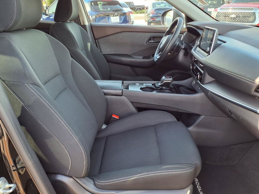 Used 2023 Nissan Rogue SUV