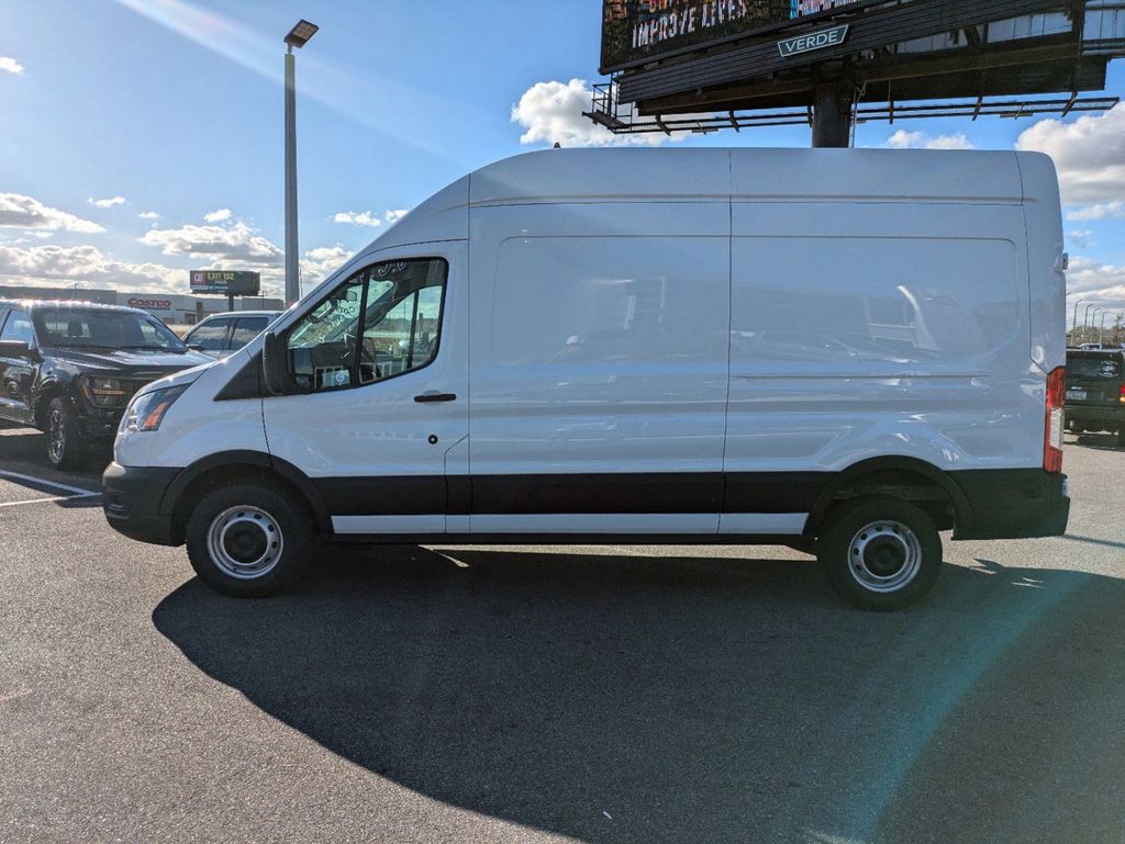 2024 Ford Transit 250