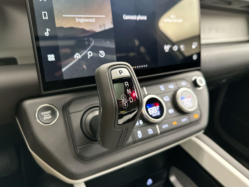 Thumbnail: 2026 Land Rover Defender - 12