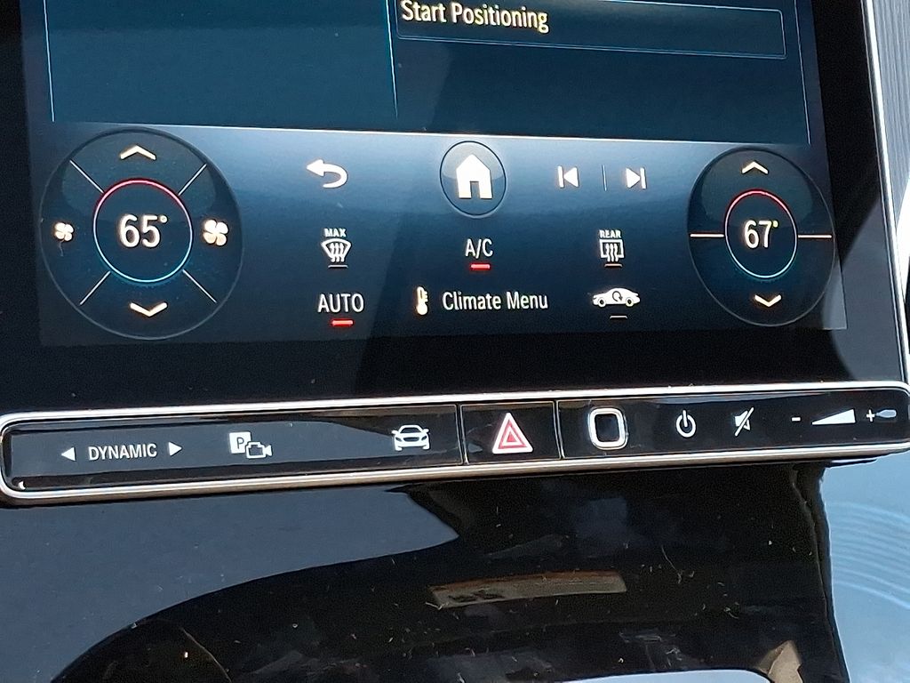 Thumbnail: 2026 Mercedes-Benz GLC - 11