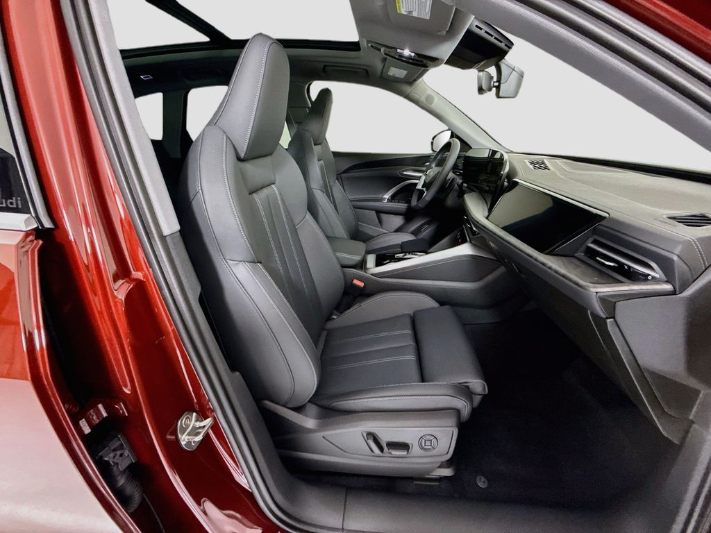 Thumbnail: 2026 Audi Q5 - 21