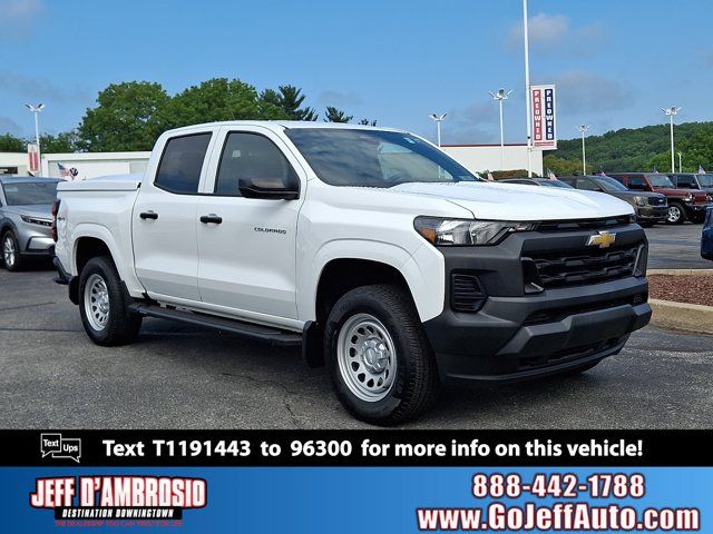 Summit White 2026 Chevrolet Colorado Pickup Truck Four-Wheel Drive 8-Speed Automatic