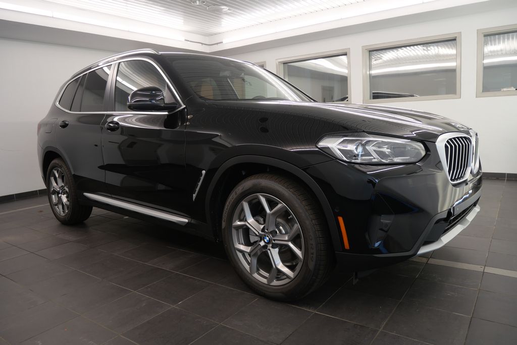 2024 BMW X3 sDrive30i 8