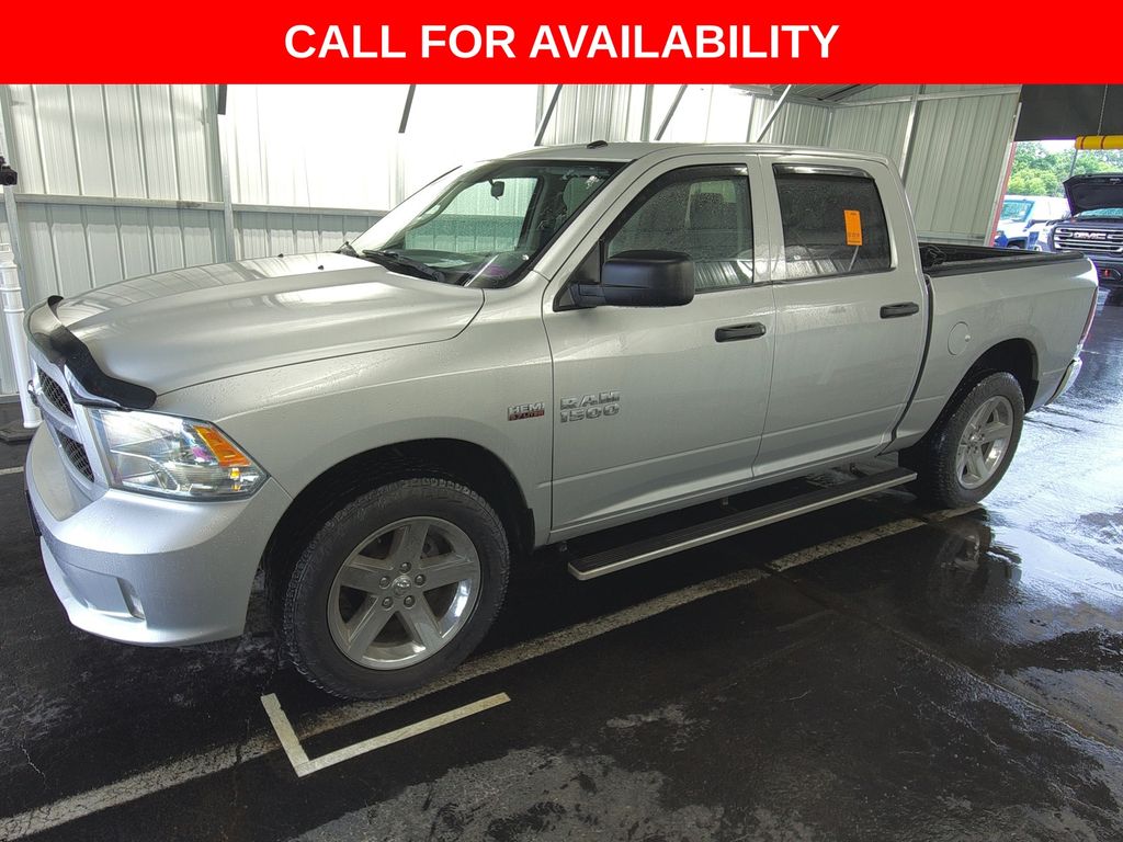 Bright Silver Clearcoat Metallic 2018 RAM 1500 Pickup Truck Four-Wheel Drive 8-Speed Automatic