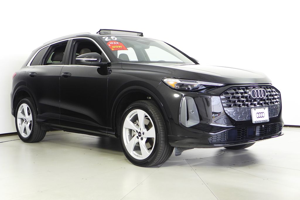 Thumbnail: 2025 Audi Q5 - 4