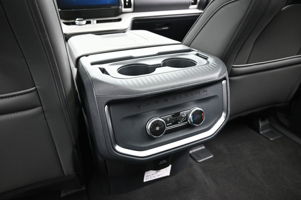 2026 Ford Expedition Max Active MAX