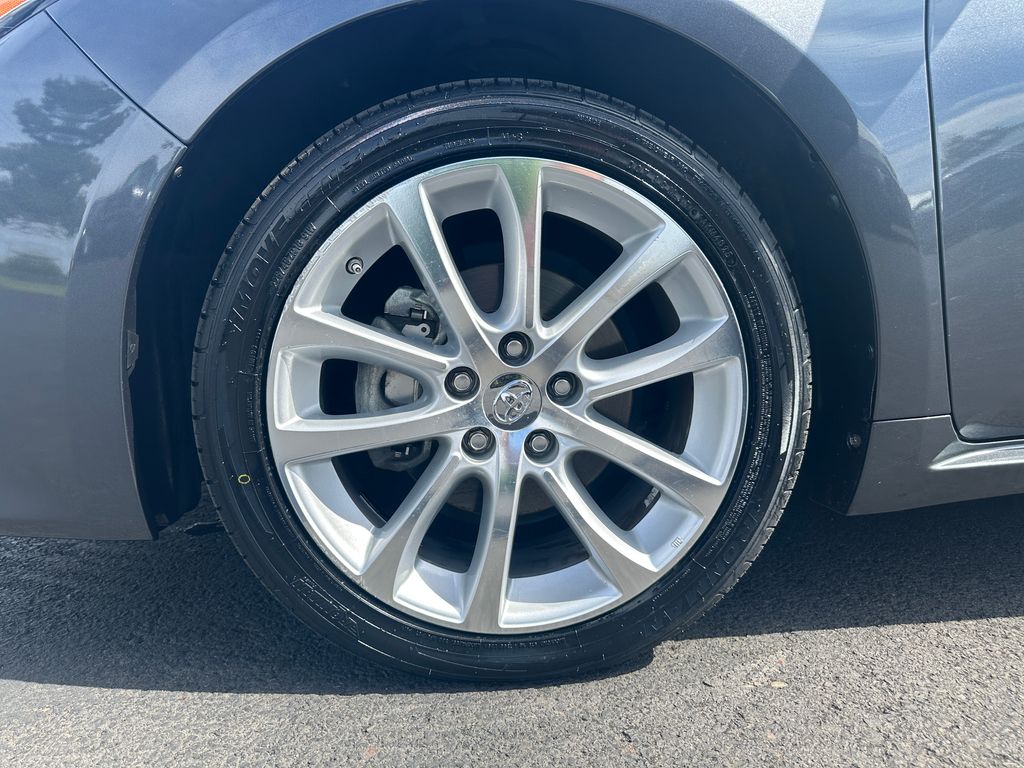 2015 Toyota Avalon Limited
