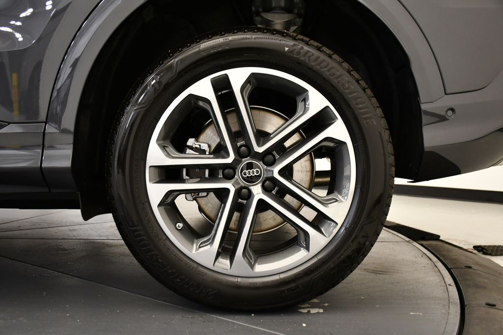 2025 Audi Q5 Premium 14