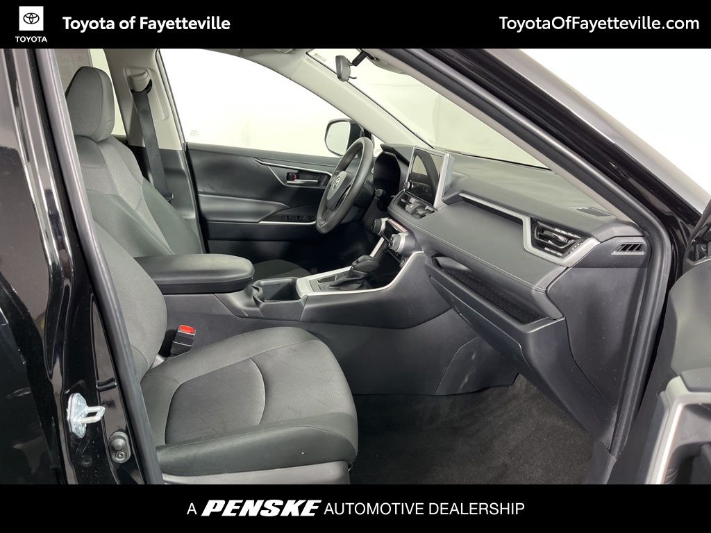 Thumbnail: 2025 Toyota RAV4 - 8