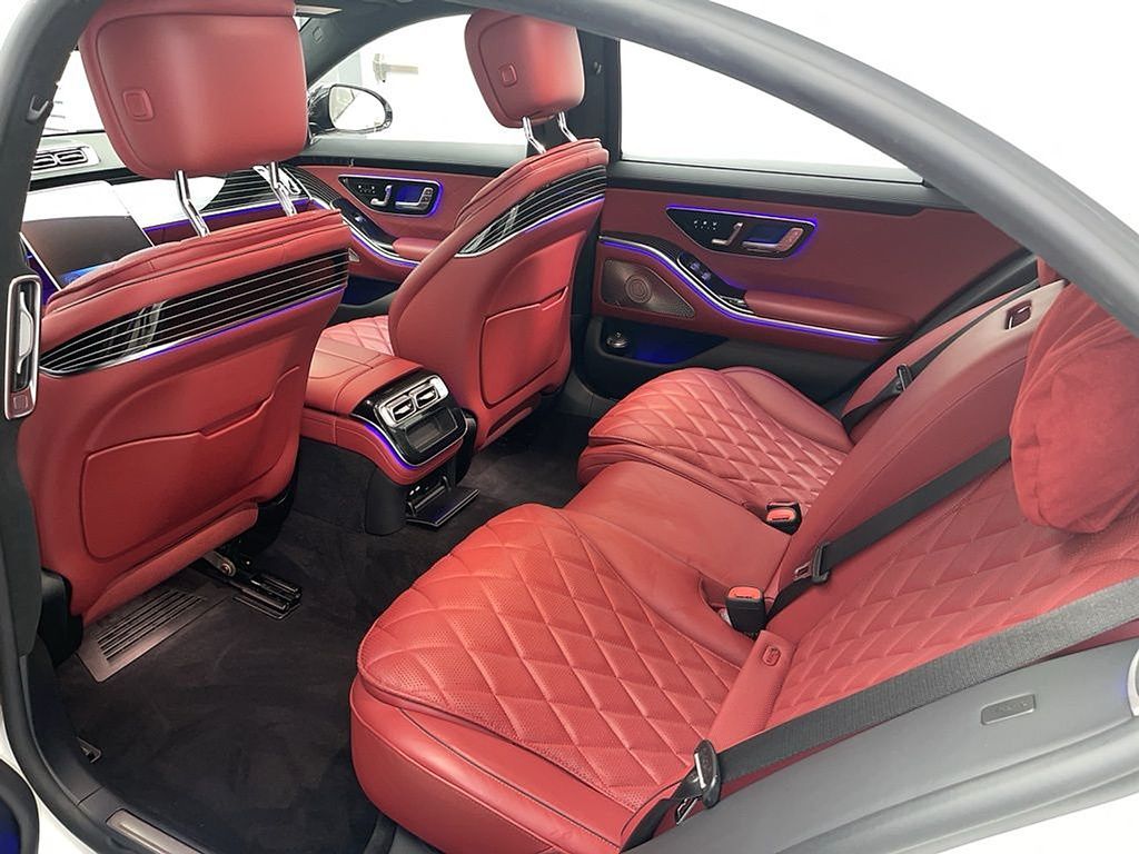 Thumbnail: 2022 Mercedes-Benz S-Class - 10