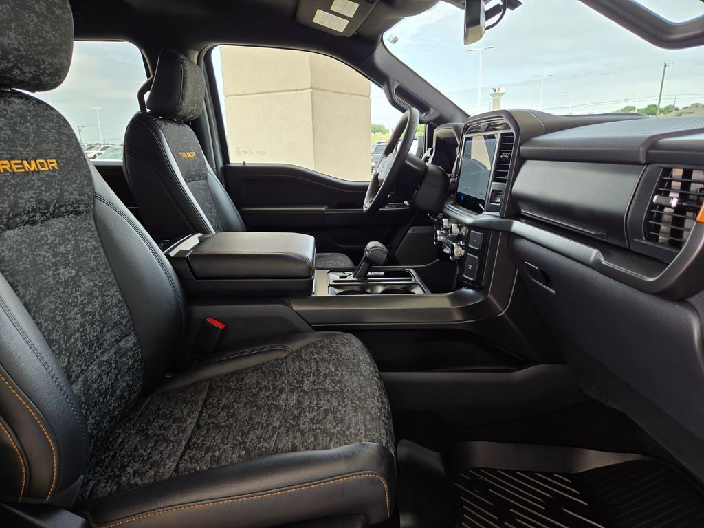 Used 2025 Ford F-150 Truck
