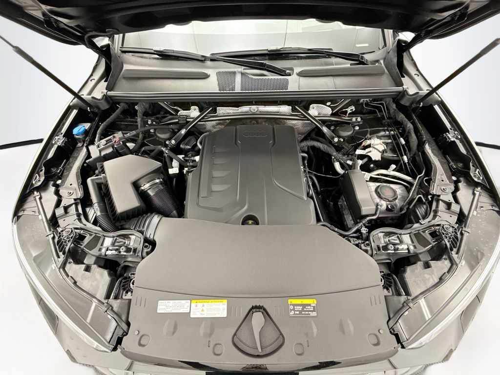 Thumbnail: 2025 Audi Q5 - 29