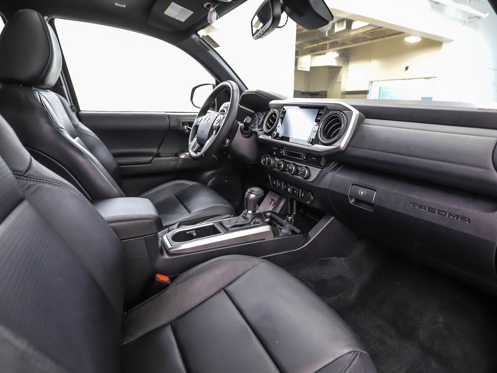 Thumbnail: 2022 Toyota Tacoma - 29