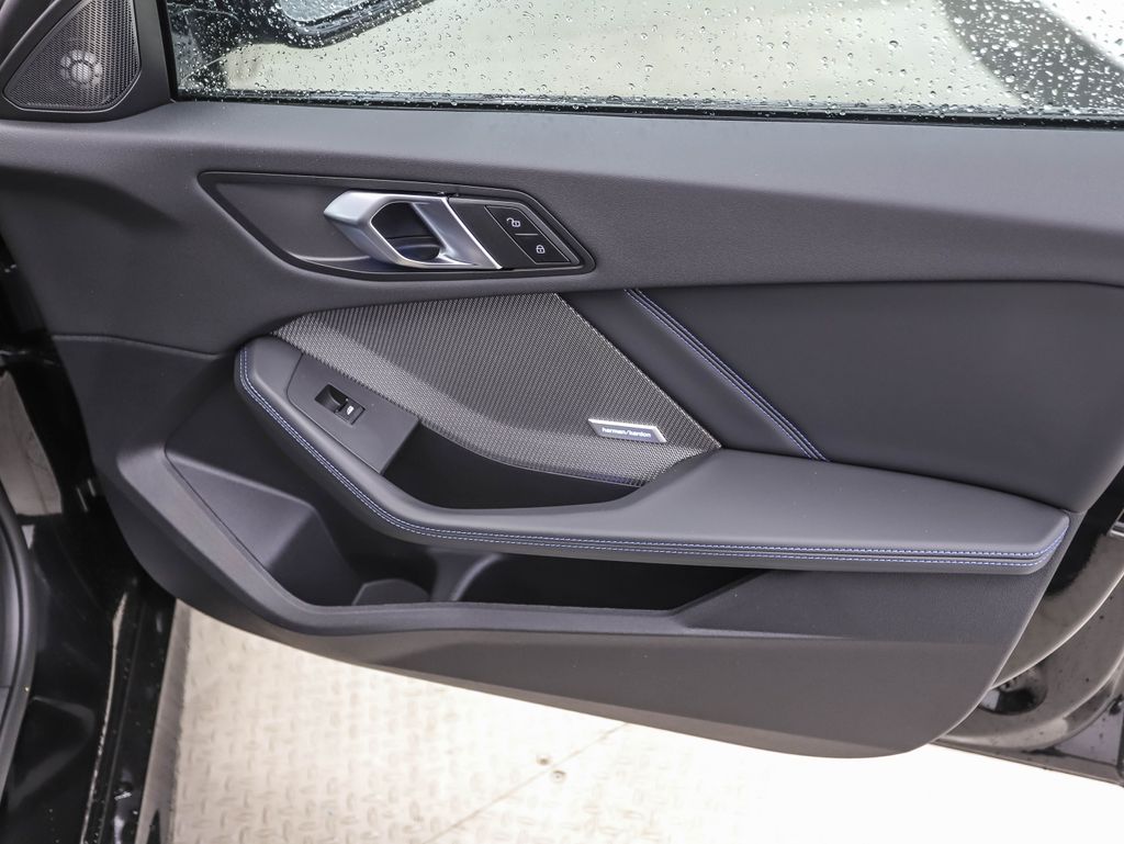 Thumbnail: 2025 BMW 2 Series - 28