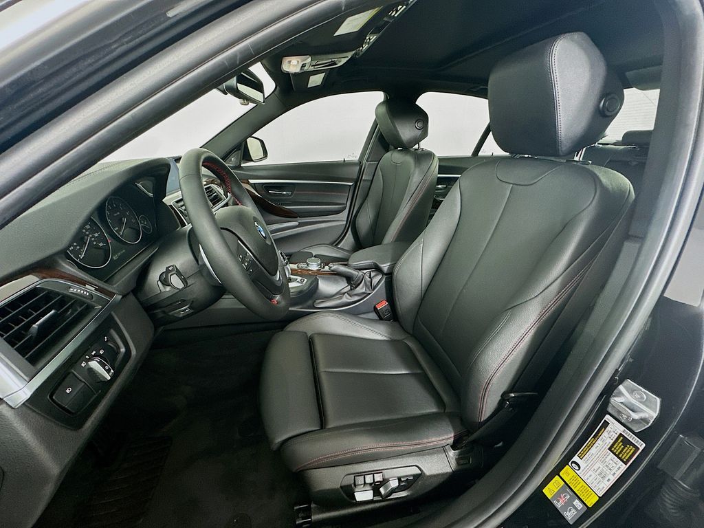 2018 BMW 3 Series 330e iPerformance 22