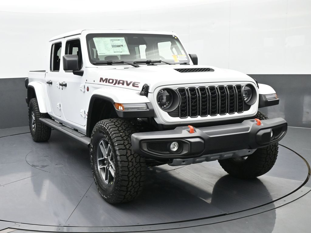 New 2026 bright white clearcoat Jeep Mojave image 9