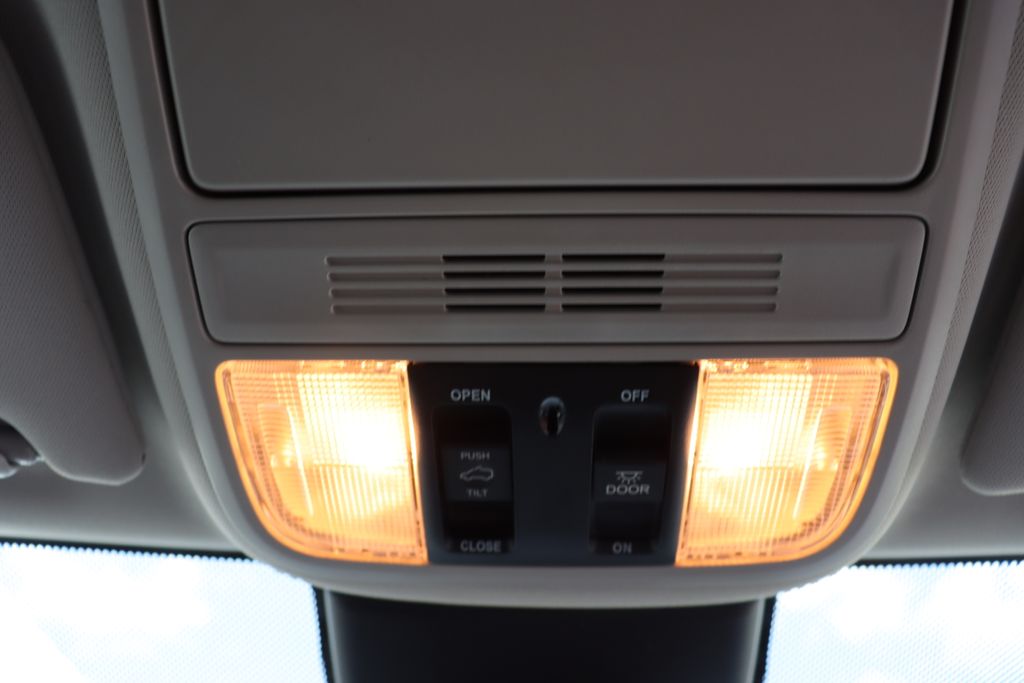 Thumbnail: 2026 Honda Odyssey - 28