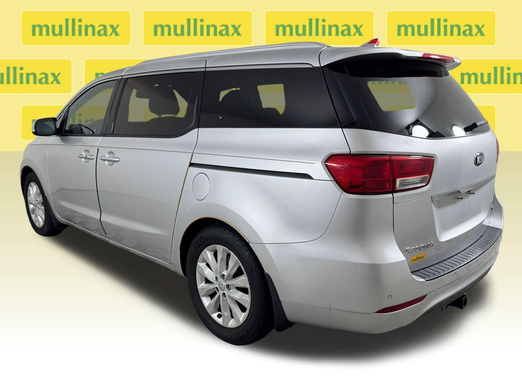 Used 2017 Silver Kia EX image 10