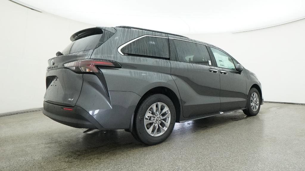 Thumbnail: 2025 Toyota Sienna - 24